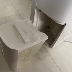 シャープ　除湿機　2022年式の画像