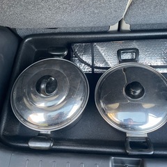 ステンレス鍋2個とタジン鍋の画像