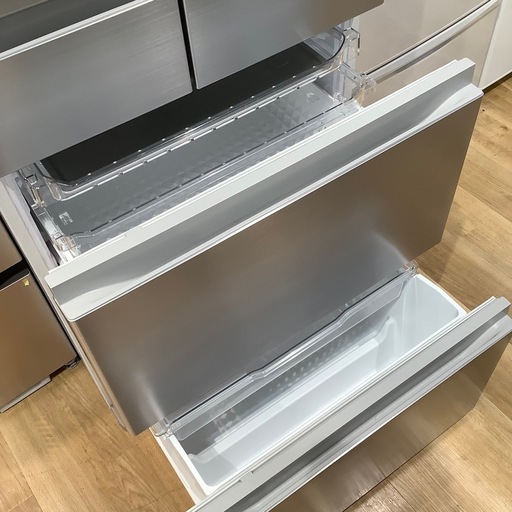 【トレファク神戸南店】 HITACHIの6ドア冷蔵庫です【取りに来られる方限定】