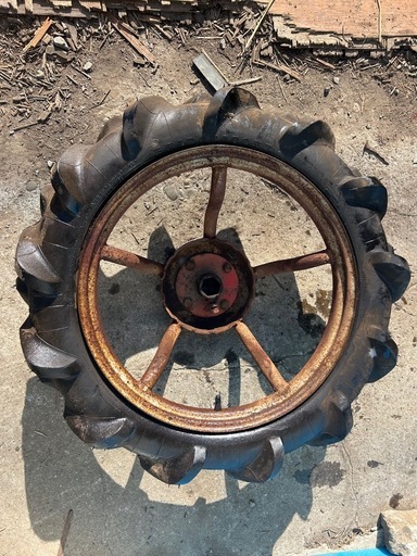 BRIDGESTONE 耕運機用 水田車輪　タイヤ  2本セット 4.00-19  六角形軸 車輪 耕運機 代掻き 水田 湿田　ハンマーナイフ つる切り機　パ ーツ 農機具  日本製　宮崎