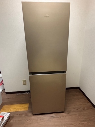 【洗濯機と2点まとめて取引予定です】北海道　帯広　ハイアール　冷蔵庫 201L シャンパンゴールド