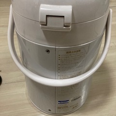 電気ポットの画像