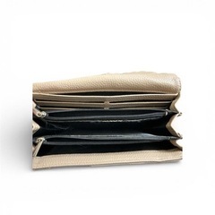 ベージュ レザー 長財布 カードスロット付き 大容量の画像