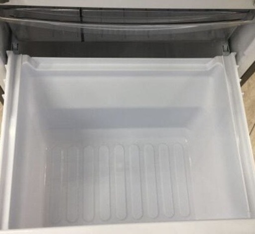 冷蔵庫(配達無料お届け設置出来ます?都内近郊?】信頼のSHARP製137ℓ✨左右開きどっちでもドア❄️自動霜取り機能付き✨除菌クリーニ