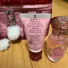 ジルスチュアート　クリスマスコフレ　ポーチ　化粧下地　香水の画像