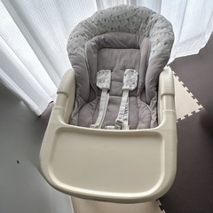 ベビー用チェア（離乳食チェア・ベビーカー兼用）の画像