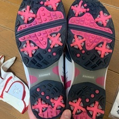 【美品】kissmark レディース ゴルフシューズ 24.0cm グローブ付きの画像