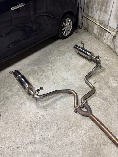 RB3 オデッセイ ロッソモデロ
 マフラー