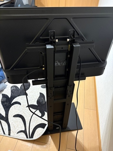 32インチテレビ　テレビ台セット　(定価約70000円)