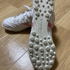 サッカーシューズ　ミズノ の画像