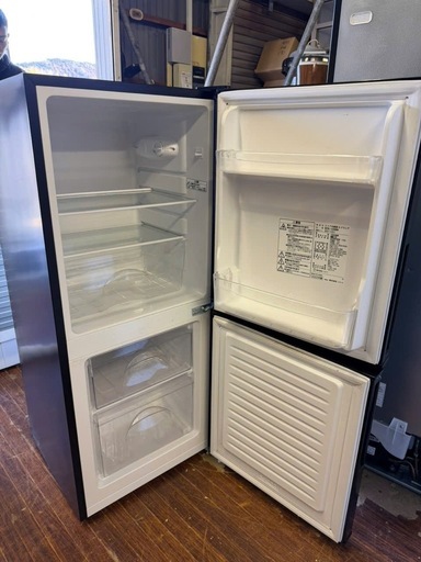NO B842?福岡市内配送設置無料✨?106L 2ドア冷蔵庫 小さい ニトリ NTR-106BK 2022年製 ブラック 単身用 一