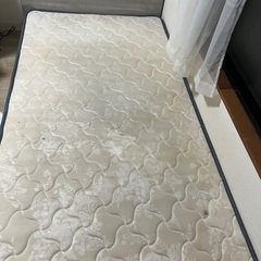 【ベッドフレーム/シングルマットレスセット】波形キルティングの画像