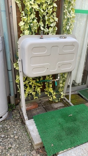 石油タンク2/25(90リッター)中古品　値引き