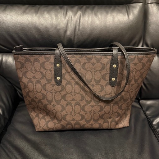 COACH（コーチ）シグネチャー トートバッグ