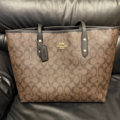 COACH（コーチ）シグネチャー トートバッグ