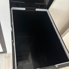 55リットル2段式 ゴミ箱 ブラックの画像