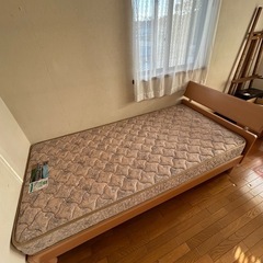 シングルベッドの画像