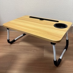 🙇‍♂️受渡確定しました【使用期間2年】3COINS ドリンクホルダー＆タブレット立て付き折りたたみテーブルの画像
