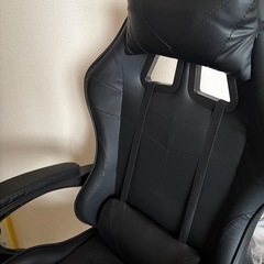 使用半年 ゲーミングチェアの画像