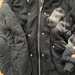 キルティングジャケットの画像