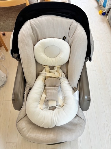 しーた様専用　美品コンビネムリラ　2024年製　コンビ電動スウィングベッド&チェア　ネムリラ