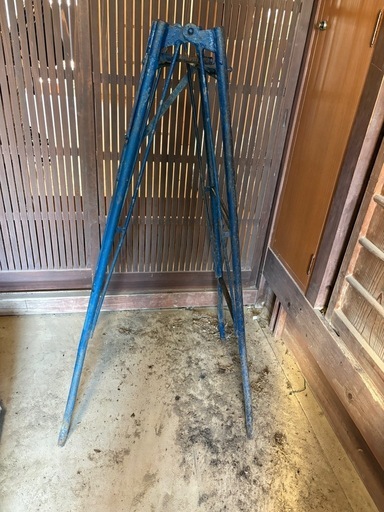 鉄　　脚立　ハシゴ　
