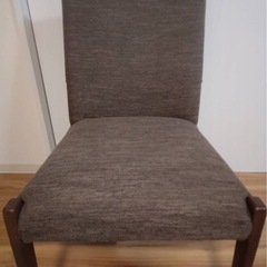 ダイニングテーブル&チェアの画像