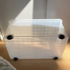 衣装ケース　　収納ボックス　透明　車輪の画像