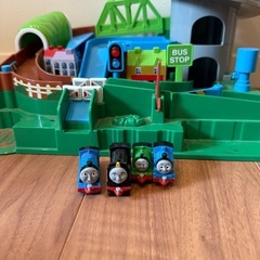 きかんしゃトーマス　おもちゃの画像