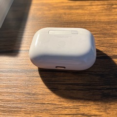 AirPods pro  充電ケースのみの画像
