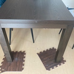 こたつ付きダイニングテーブルの画像