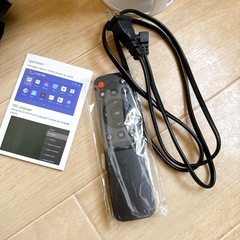 【取引決定】家庭用　Android搭載　ミニプロジェクターの画像
