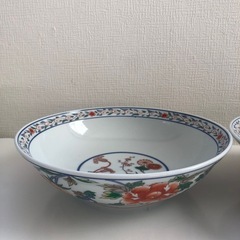 花柄どんぶり2個セットの画像