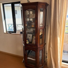 カリモク　飾り棚の画像