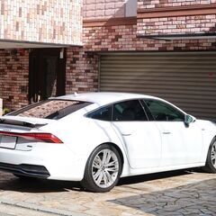 検査8年4月A7 スポーツバック 55TFSI クワトロ Sライン マトリクスLEDヘッドライト/10.1インチMMIナビ/全方位カメラ/ACC/カープレイ/記録簿の画像