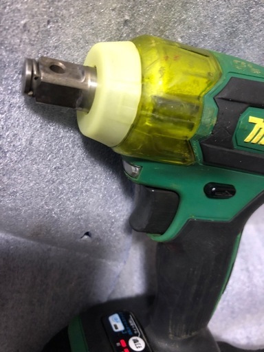マキタ18V インパクトレンチ　TW181D中古美品オリジナルハウジング本体のみ
