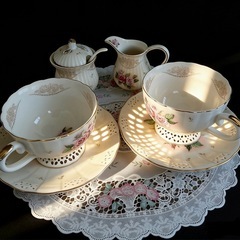 La Belle Saison カップ＆ソーサー クリーマー シュガーポット5点の画像