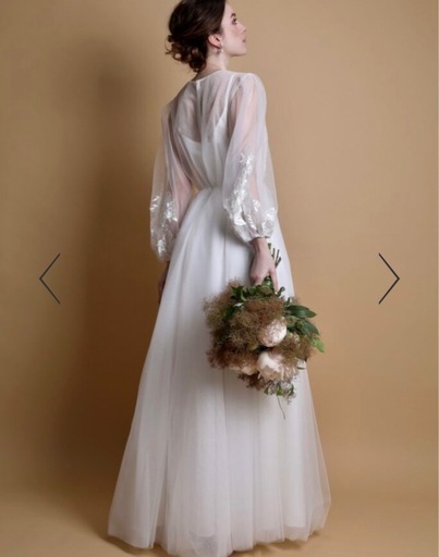 【早い者勝ち】ドレス1万円／タキシード2万円／新郎新婦セット可