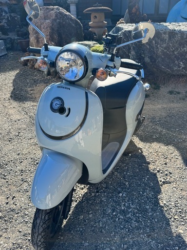 原付　バイク　ホンダ　ジョルノ　走行距離1100キロ　自賠責R11年まで　ヘルメット&アームカバー付き