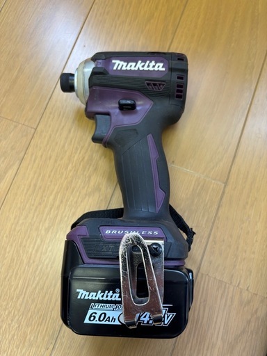 マキタ　インパクトドライバー