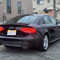 アウディ　S4 3.0 クワトロ　スーパーチャージャーの画像