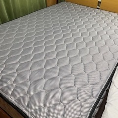 お話し中　ニトリ   ダブルサイズ マットレスの画像