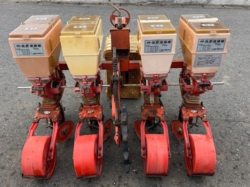 トラクター用 施肥播種機 施肥機　サン機工　さばける号　SO-400　播種機　肥料　種子　麦　大豆　4条　アタッチメント　パーツ