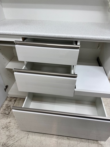 完売致しました　?LINE会員限定スペシャル価格?【食器棚】　27300円　27－299