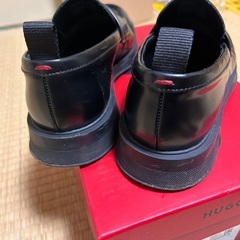 HUGO ブラッシュオフレザー ローファー パデッドストラップの画像