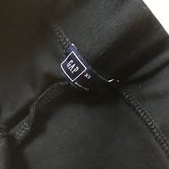 GAP ブラックパンツ XSサイズの画像