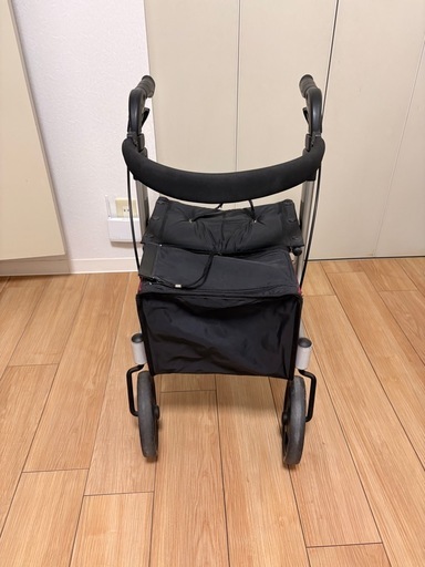 シルバーカー　
歩行者リトルターンH   