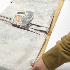 リユース着物や帯の撮影、検品のお仕事 車通勤可の画像