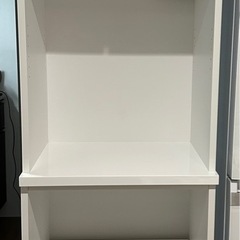 IKEA レンジボード　
食器棚の画像
