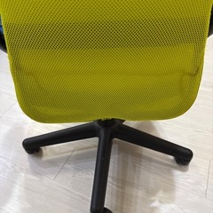 差し上げます。上下回転椅子
の画像